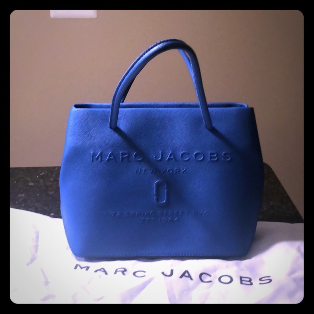 Marc Jacobs Shoulder Bag. Great Condition!